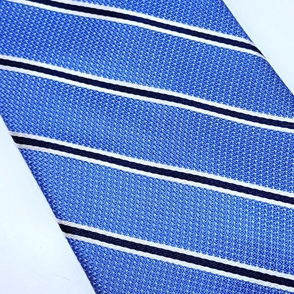 Jos A Bank Reserve Mens 100% Silk Necktie Blue Stripe 3" x 62 - Picture 3 of 9